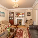 Beaumont Windermere - Adults-Only Boutique Guest House- Free Parking & Wellness Access Casa de hóspedes