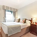 Beaumont Windermere - Adults-Only Boutique Guest House- Free Parking & Wellness Access Casa de hóspedes Windermere