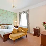 Beaumont Windermere - Adults-Only Boutique Guest House- Free Parking & Wellness Access