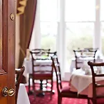 Casa de hóspedes Beaumont Windermere - Adults-Only Boutique Guest House- Free Parking & Wellness Access Windermere