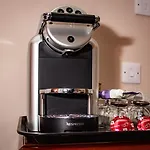 Beaumont Windermere - Adults-Only Boutique Guest House- Free Parking & Wellness Access Casa de hóspedes Windermere