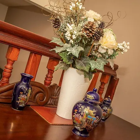 Affittacamere Beaumont Guest House- Free Private Parking & Off-site Health Centre Access - Adults Only