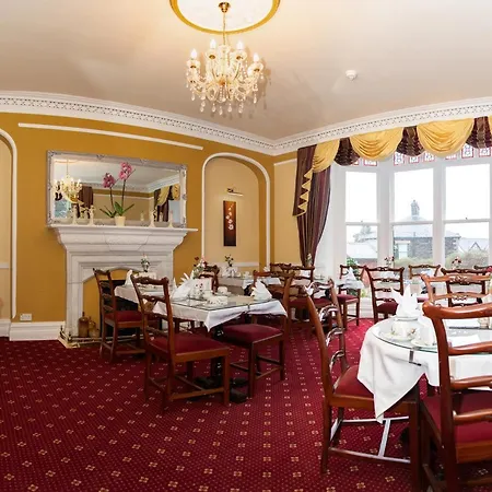 Guest house Beaumont Guest House- Free Private Parking & Off-site Health Centre Access - Adults Only
