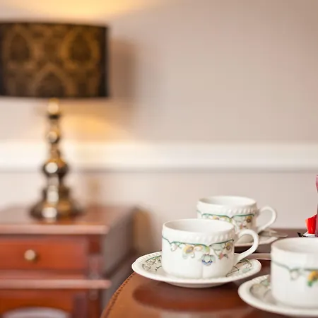 Beaumont - Adults-only Boutique Guest House- Free Parking & Wellness Access