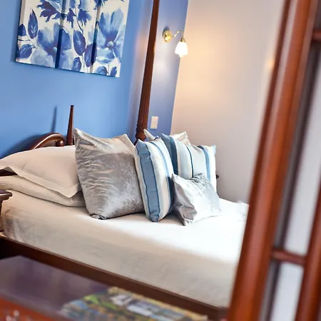 Vendégház Beaumont - Adults-only Boutique Guest House- Free Parking & Wellness Access