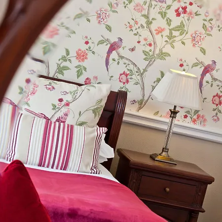 Vendégház Beaumont - Adults-only Boutique Guest House- Free Parking & Wellness Access 5*