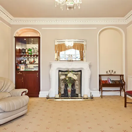 Vendégház Beaumont - Adults-only Boutique Guest House- Free Parking & Wellness Access Windermere