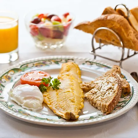 Beaumont - Adults-only Boutique Guest House- Free Parking & Wellness Access ويندرمير