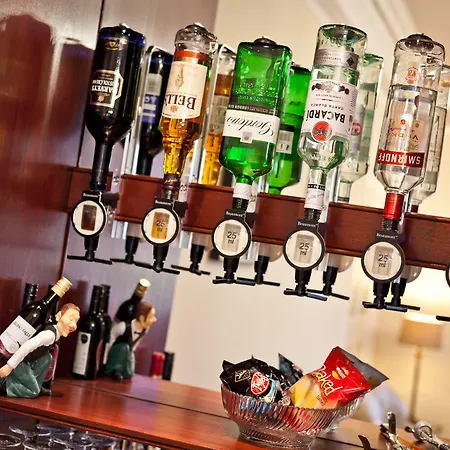 Vendégház Beaumont - Adults-only Boutique Guest House- Free Parking & Wellness Access