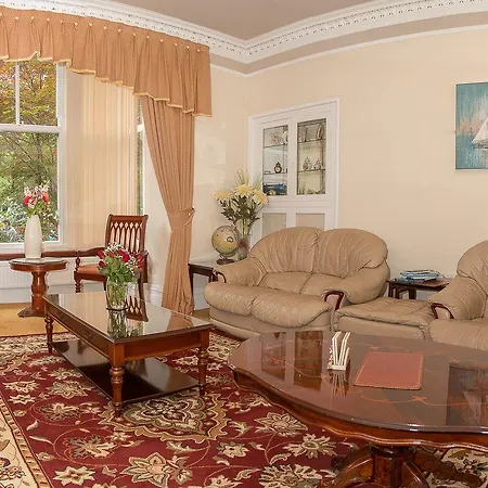 Beaumont - Adults-only Boutique Guest House- Free Parking & Wellness Access ويندرمير