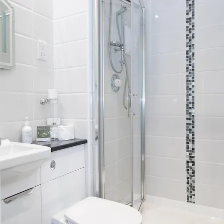 Beaumont - Adults-only Boutique Guest House- Free Parking & Wellness Access
