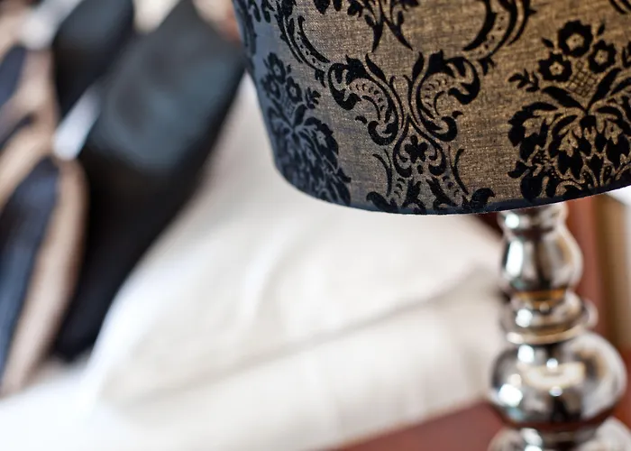 Guest house Beaumont - Adult Only - Free Car Park & Off Site Access To The Local Health Centre 5*