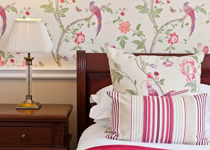 Beaumont - Adult Only - Free Car Park & Off Site Access To The Local Health Centre 5*