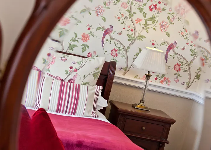 Guest house Beaumont - Adult Only - Free Car Park & Off Site Access To The Local Health Centre 5*