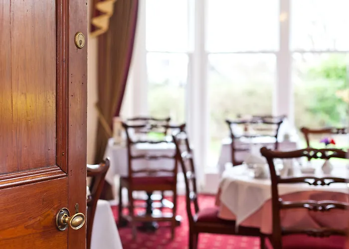 Guest house Beaumont - Adult Only - Free Car Park & Off Site Access To The Local Health Centre Windermere