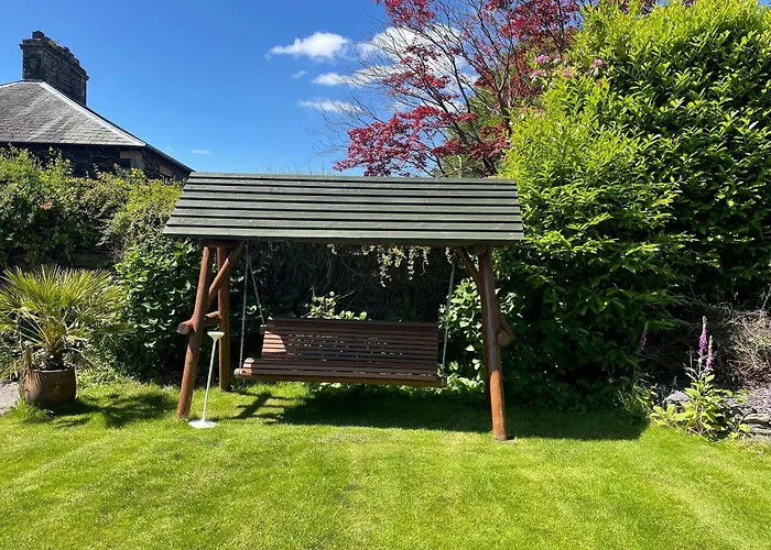 Beaumont - Adult Only - Free Car Park & Off Site Access To The Local Health Centre Windermere