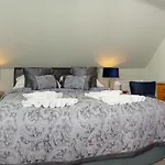 Beaumont Windermere - Adults-Only Boutique Guest House- Free Parking & Wellness Access