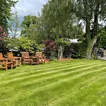 Beaumont Windermere - Adults-Only Boutique Guest House- Free Parking & Wellness Access Guest house