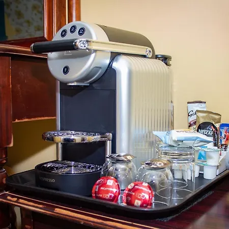 Beaumont - Adult Only - Free Car Park & Off Site Access To The Local Health Centre 5* ווינדרמר