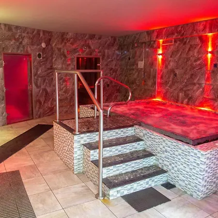 בית הארחה Beaumont - Adult Only - Free Car Park & Off Site Access To The Local Health Centre 5*