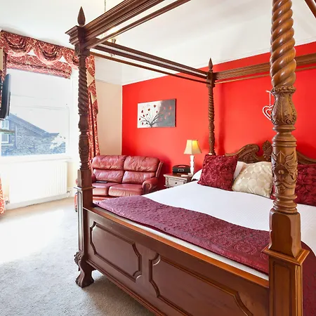 Beaumont - Adult Only - Free Car Park & Off Site Access To The Local Health Centre בית הארחה