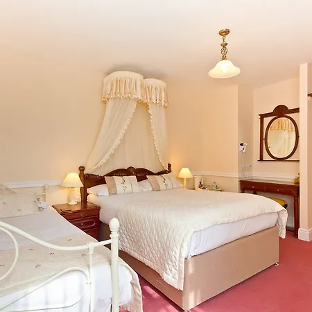 Vendégház Beaumont Guest House- Free Private Parking & Off-site Health Centre Access - Adults Only